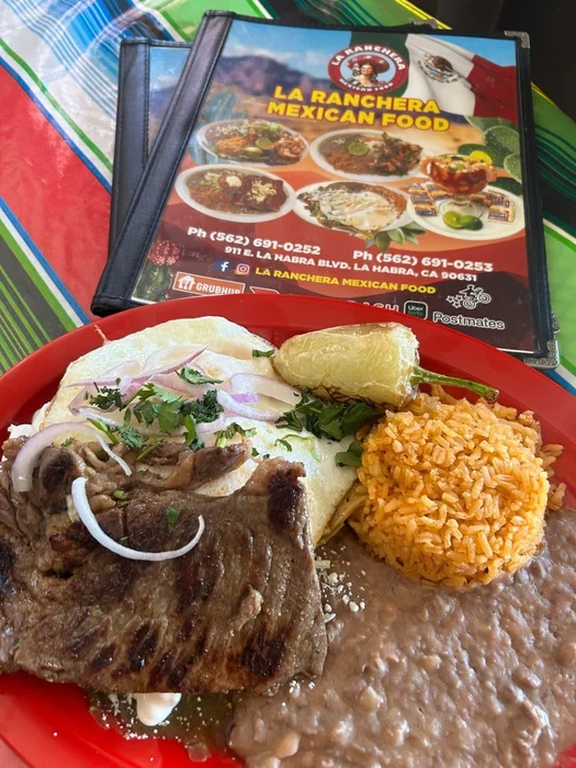 La Ranchera Chilaquiles con Carne Asada